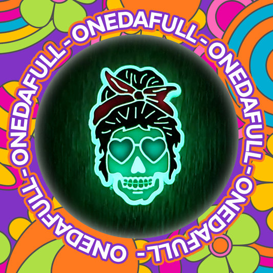 Horror - WOMAN SKULL - Glow In The Dark Charm To Fit Crocs/Clogs