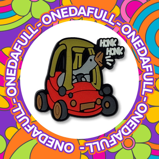 Super Funny Road Road Goose In Red Car Beeping Croc Charm - Animal