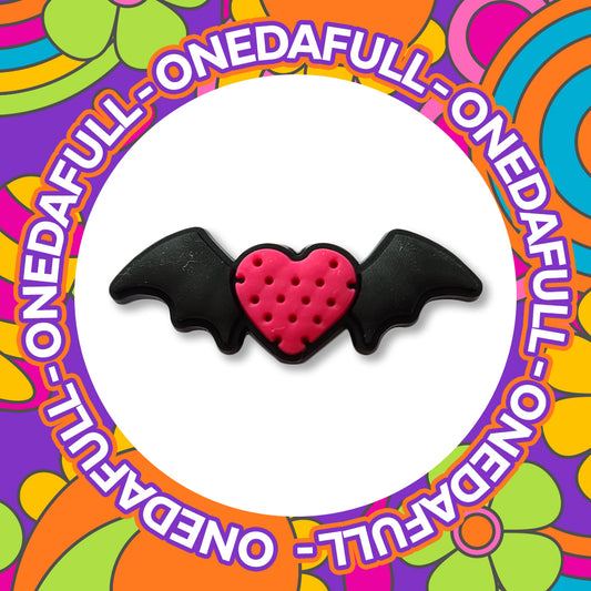 Super Cute Love Heart Bat Wings Spooky Halloween Charm To Fit Crocs/Clogs