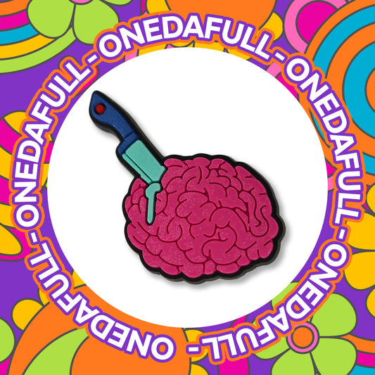 Super Cute Halloween Spooky Pink Brain With Knife Charm To Fit Crocs/Clogs